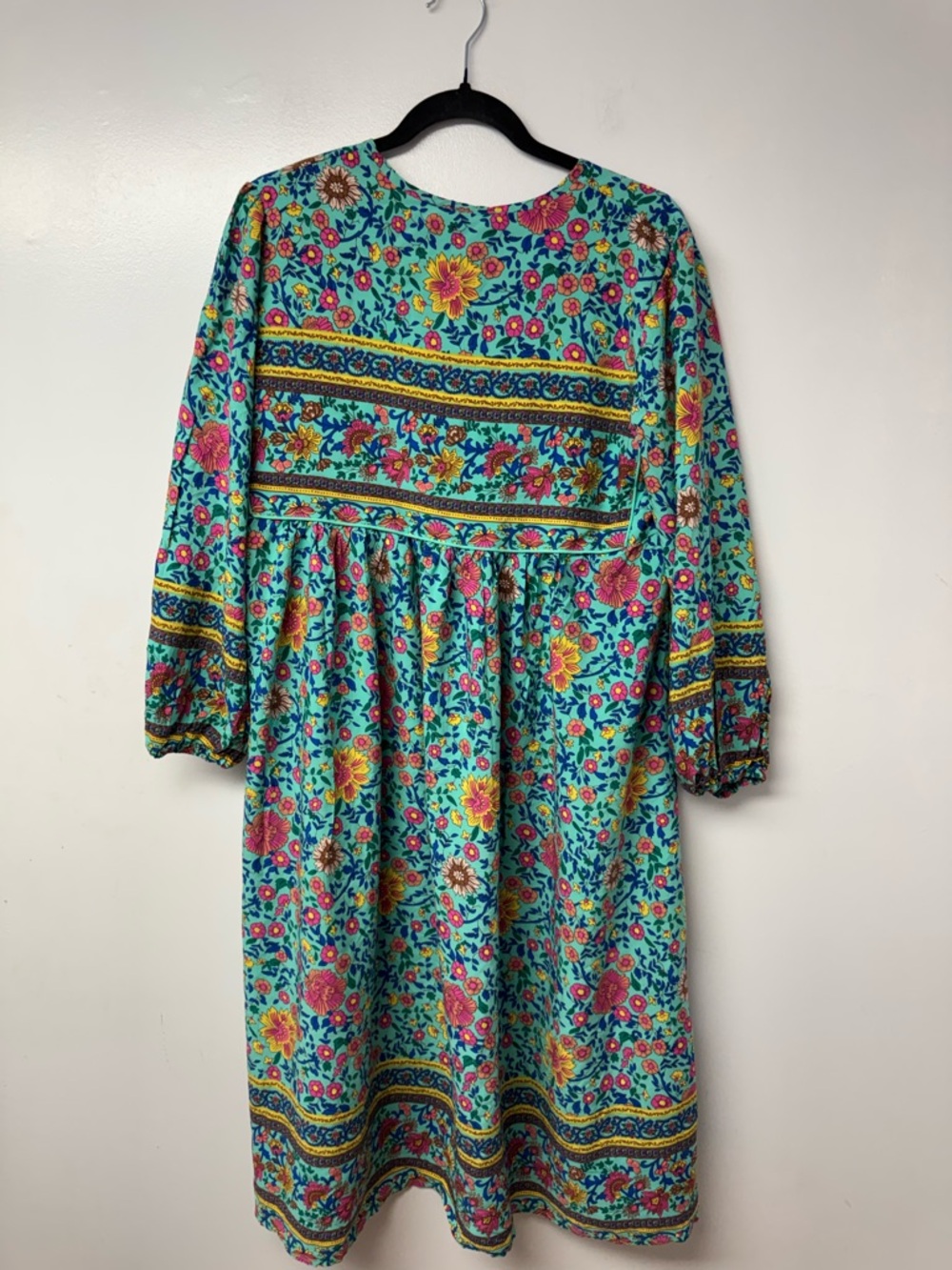 R Vivimos Boho Floral Midi Dress Womens M Teal Tassel Tie V Neck NWT Peasant A4 - Picture 13 of 15